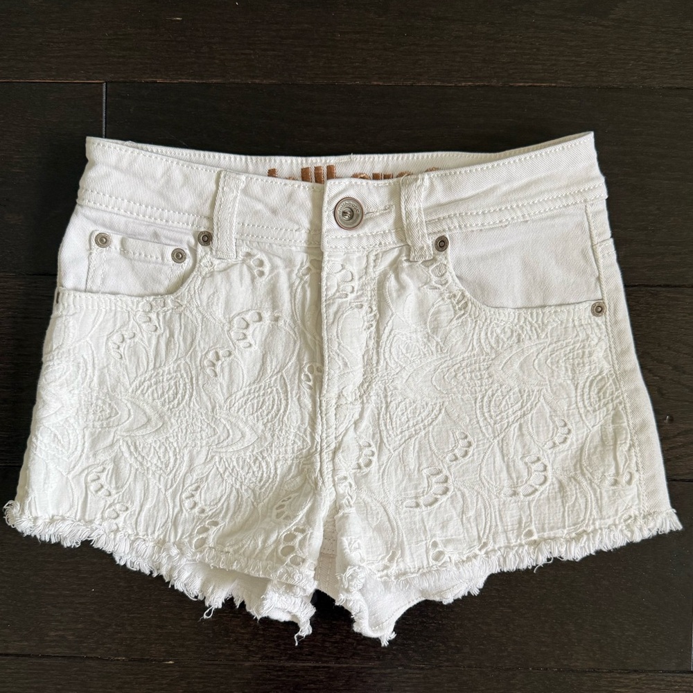 White Lace Women's Shorts